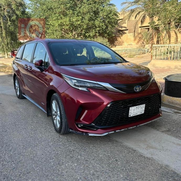 تۆیۆتا سیانا